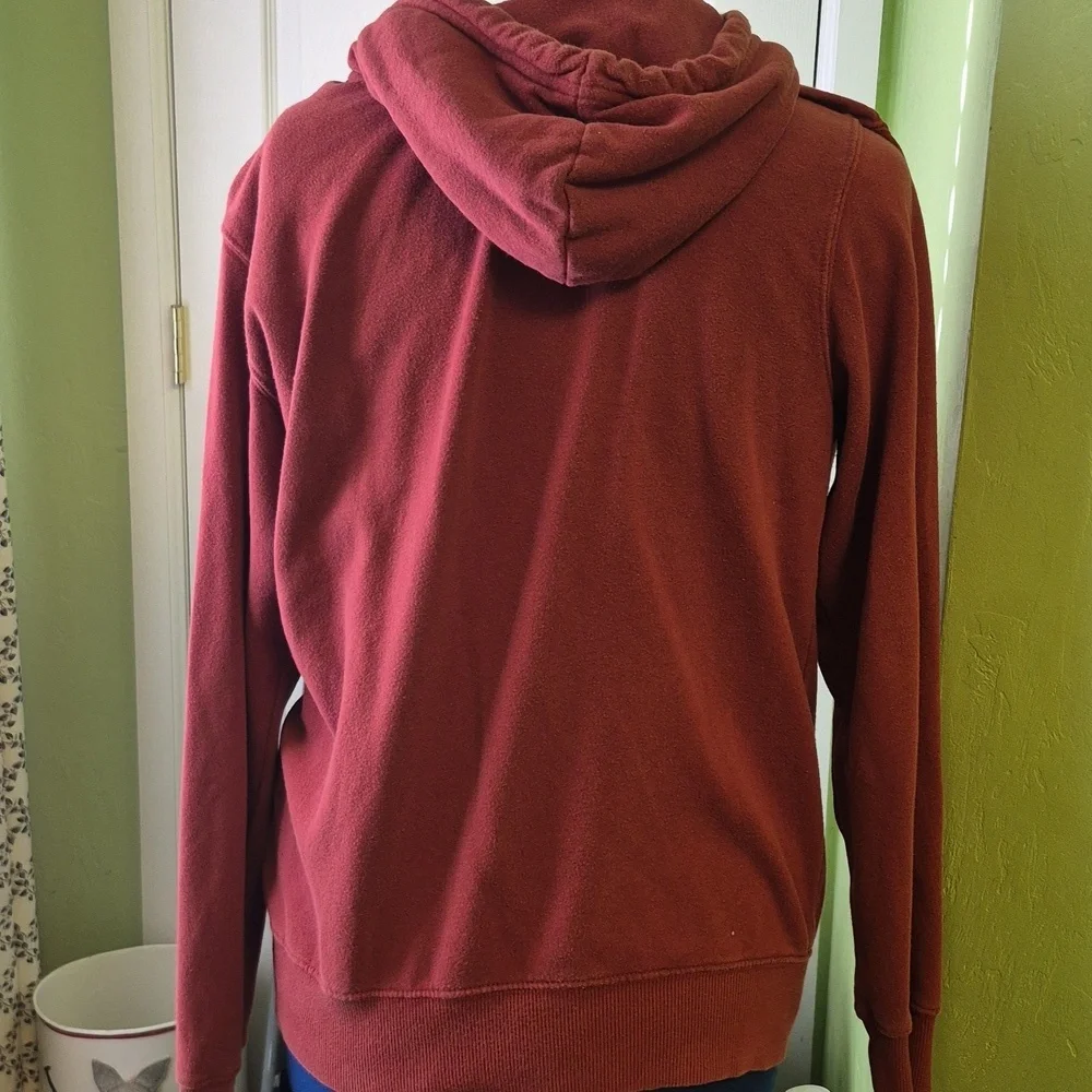 The Nortface TNF Hoodie Red Brick.SizeTag Missing. Pit To Pit:22.5